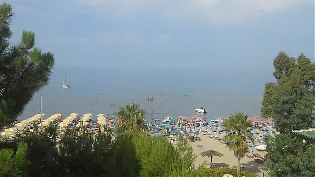 Durres, jap me qera apartament 1+1+BLK Kati 2, 70 m² 200  (durres lagje 13)