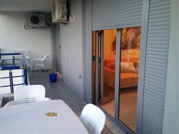 Vlore, jap me qera apartament Kati 4, 65 m² 35 Euro/nata (Rradhime)