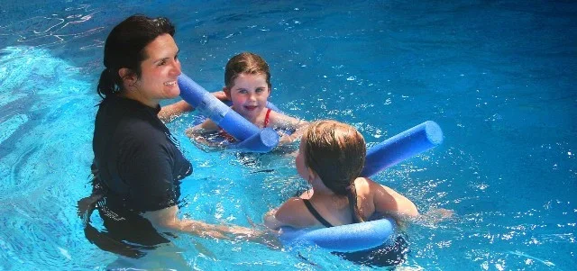 Swim_Instructor_Europe_Agency.webp