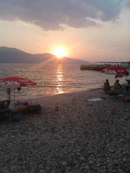 Vlore, jap me qera  (Radhime)