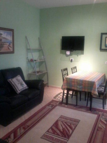 Tirane, jap me qera apartament Kati 6, 70 m² 30 Euro/nata (str.Kavajes pallati165, h.25, ap.25)