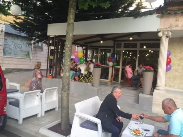 Tirane, jap me qera lokal Kati 1, 65 m²  (Blv"BajramCurri", 100m mbi Drejtorine e pergjithshme te Policise)