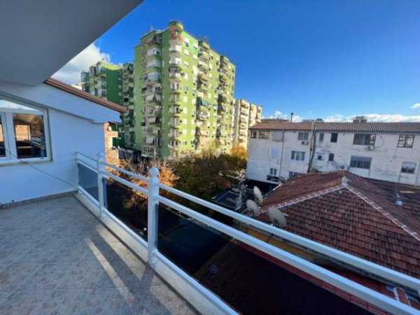 Tirane, shitet apartament 1+1 Kati 5, 825 m² 200.000 Euro (Sami Frasheri)