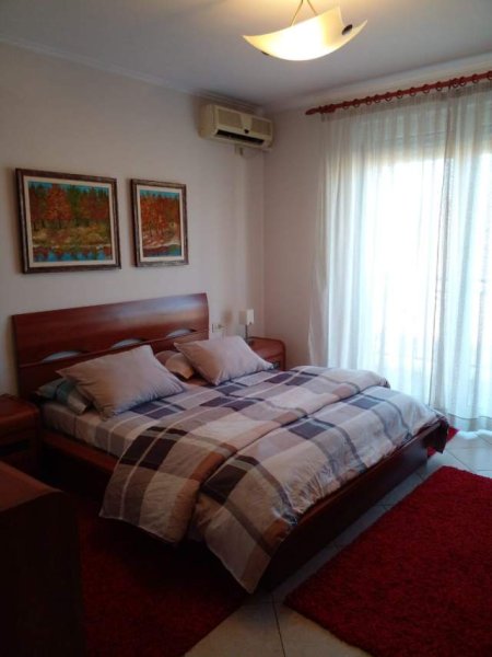 Tirane, jepet me qera 2+1 Kati 9, 120 m² 850  (Rruga Brigada VIII Tiranë,Shqipëria)