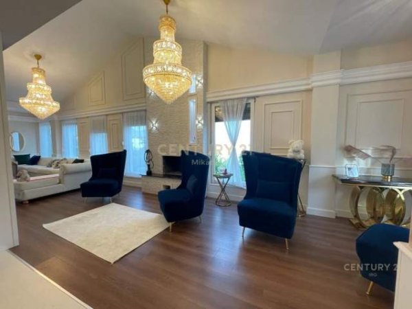Tirane, jap me qera Vile 4+1+A+BLK Kati 0, 541 m² 4.000 Euro (Akacia Hill)