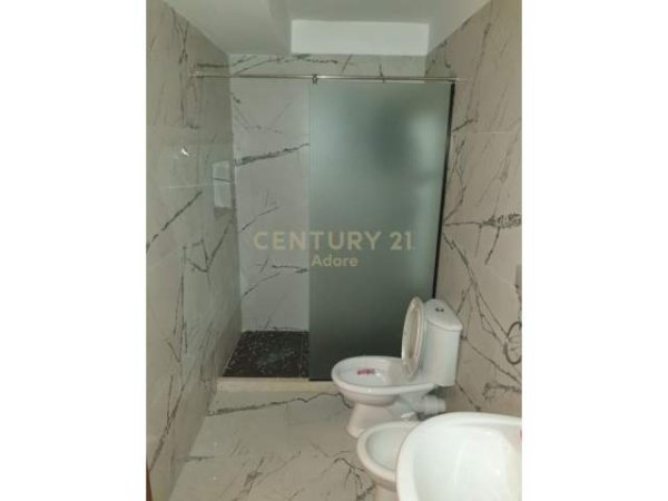 Tirane, jap me qera apartament 2+1+A+BLK Kati 7, 96 m² 420 Euro (Gjimnazi Petro Nini)