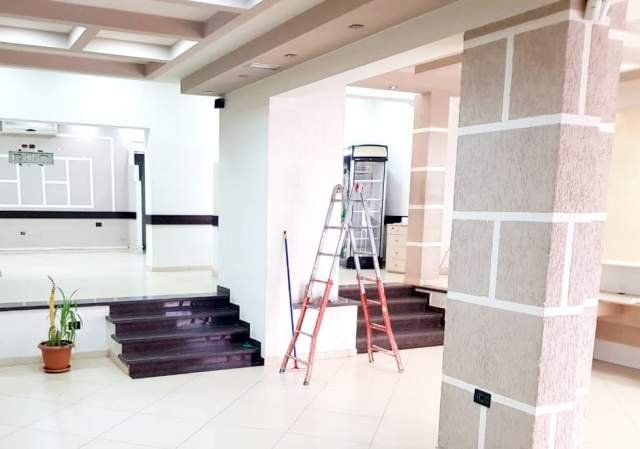 Tirane, jap me qera dyqan Kati 0, 140 m² 90.000 Leke (Petro Nini luarasi)