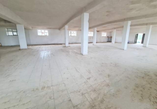 SHITET TRUALL+ MAGAZINË NË DELVINË 1.617 m² 150.000 Euro (Sarande)