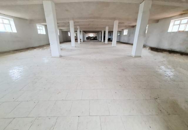 SHITET TRUALL+ MAGAZINË NË DELVINË 1.617 m² 150.000 Euro (Sarande)