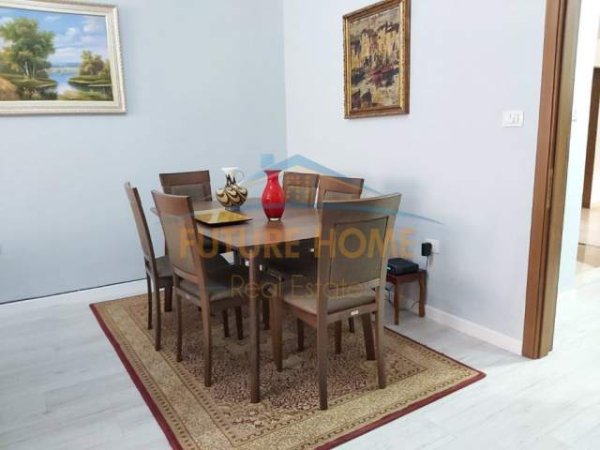 Tirane, jap me qera apartament 2+1+BLK Kati 3, 110 m² 800 Euro (bllok)