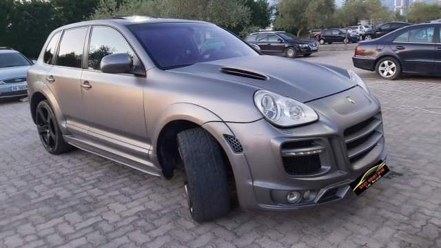 Tirane, jap me qera xhip Porsche Cayenne Viti 2005,