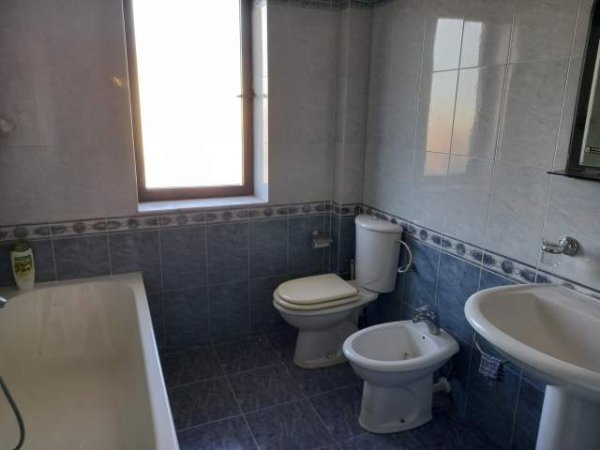 Tirane, jap me qera apartament 2+1+BLK Kati 5, 100 m² 350 Euro (Rruga Mihal Grameno)