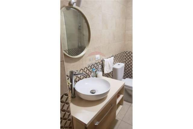 Tirane, jepet me qera apartament 1+1 Kati 2, 66 m² 400 Euro (kopshri botanik)