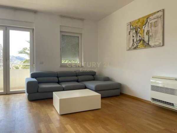 Tirane, shitet apartament 2+1+A+BLK Kati 2, 176 m² 225.000 Euro