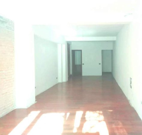 Tirane, ofert ambjent biznesi Kati 0, 66 m² 1.300 Euro (George Bush)