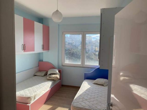 Tirane, jepet me qera apartament 3+1+BLK Kati 3, 120 m² 40.000 Leke (rruga Bamirit)