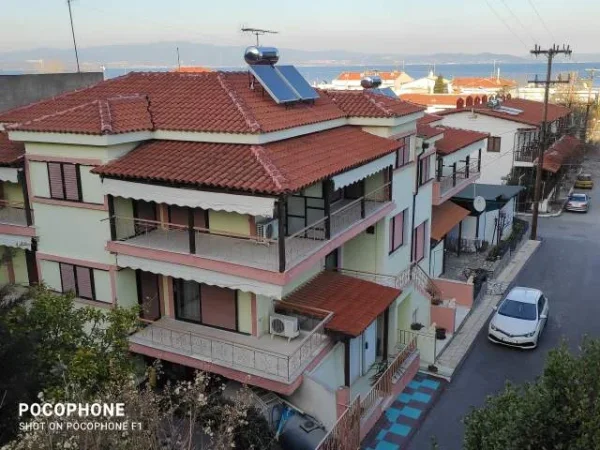 Greqi Chalkidiki Shitet Hotel 3-katësh, 560 m²