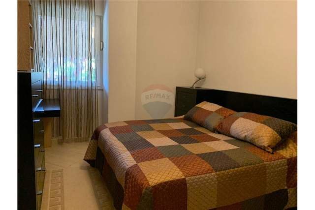 Tirane, jepet me qera apartament 1+1 70 m² 580 Euro (rruga elbasanit)
