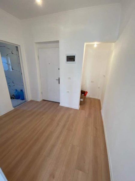 Tirane, shitet apartament 2+1 Kati 3, 95.000 Euro