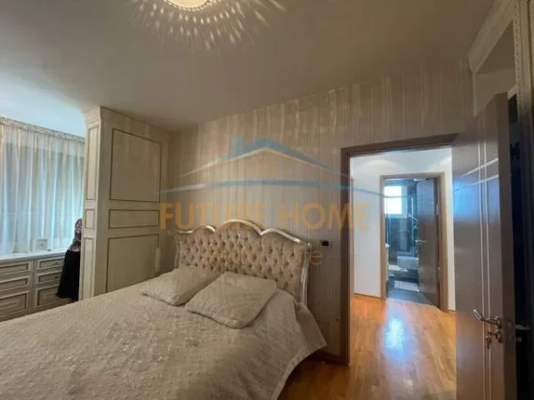 Tirane, jepet me qera apartament 2+1 Kati 8, 120 m² 1800  (Vaso Pasha)