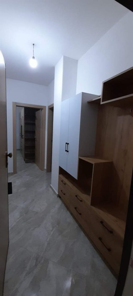 Tirane, jap me qera apartament 1+1+BLK Kati 2, 70 m² 350 Euro (Kompleksi Green City Astir)