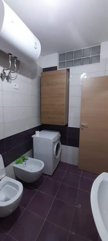 Tirane, jap me qera apartament 1+1+BLK Kati 2, 70 m² 350 Euro (Kompleksi Green City Astir)