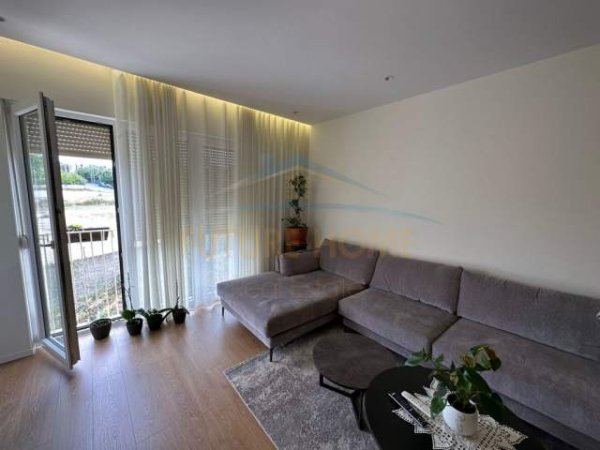 Tirane, jepet me qera apartament Kati 2, 92 m² 900 Euro (Park Life Residence)