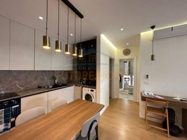 Tirane, jepet me qera apartament Kati 2, 92 m² 900 Euro (Park Life Residence)