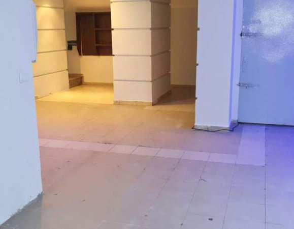 SHITET: Ambient Ideal Per Dyqan / Magazine Ose Per Tu Ndare  - Kati -1, 177 m² ((175.000 Euro)) ( 📍 Rr. Viktor Eftimiu ( Vasil Shanto - KESH ))