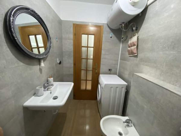 Tirane, jepet me qera apartament 3+1+A+BLK Kati 2, 140 m²  (Frosina Plaku)