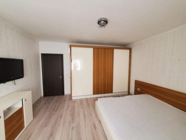 Tirane, jepet me qera apartament 2+1 Kati 5, 80 m² 500 Euro (Arkitekt Kasemi)