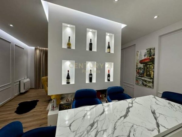 Tirane, shitet apartament 1+1 Kati 6, 91 m² 170.000 Euro (Ndre Mjeda)