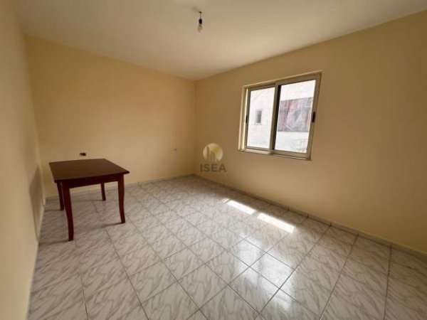 Tirane, jepet me qera apartament 3+1+A+BLK Kati 3, 100 m² 500 Euro (Rruga “Haxhi Hysen Dalliu” pranë KMY-së)