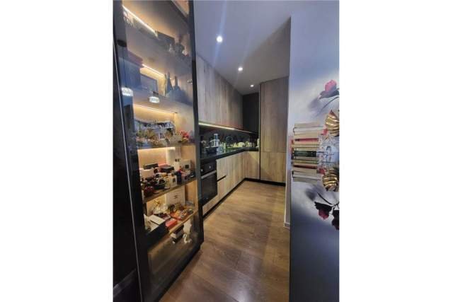 Tirane, jepet me qera apartament 1+1 Kati 6, 70 m² 800 Euro (Rruga e Kosovareve)