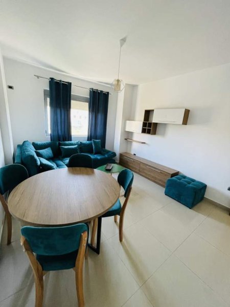 Golem, shitet apartament 1+1+BLK Kati 2, 92 m² 60.000 Euro (Rrg Kryemdhej)