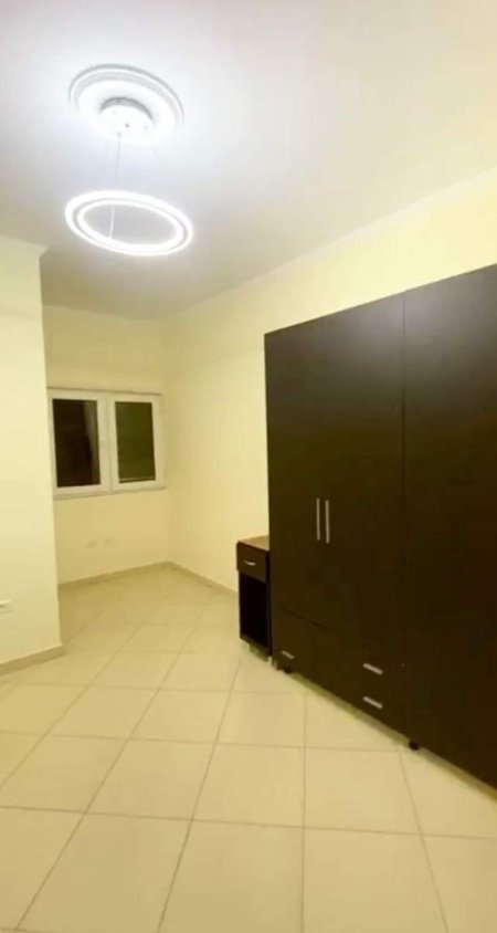 Tirane, shitet apartament 2+1 Kati 2, 116 m² 225.000 Euro tek Liqeni Artificial