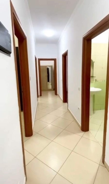 Tirane, shitet apartament 2+1 Kati 2, 116 m² 225.000 Euro tek Liqeni Artificial