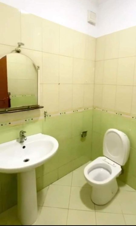 Tirane, shitet apartament 2+1 Kati 2, 116 m² 225.000 Euro tek Liqeni Artificial