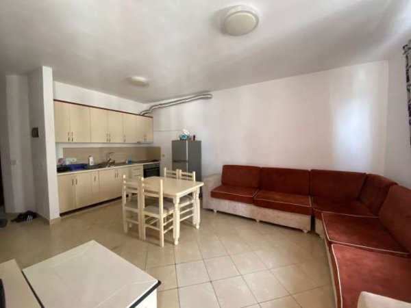 Tirane, shitet apartament Kati 4, 62 m² 74.400 Euro (Kompleksi Fratari)