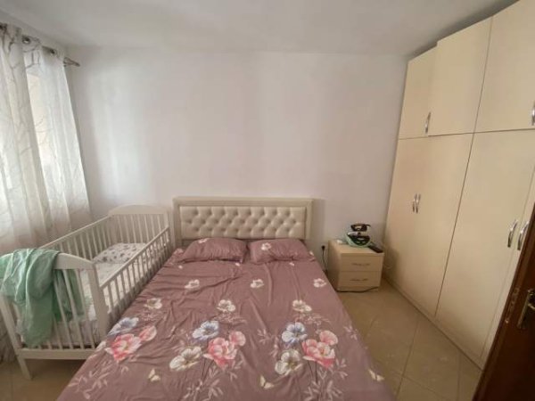 Tirane, shitet apartament Kati 4, 62 m² 74.400 Euro (Kompleksi Fratari)
