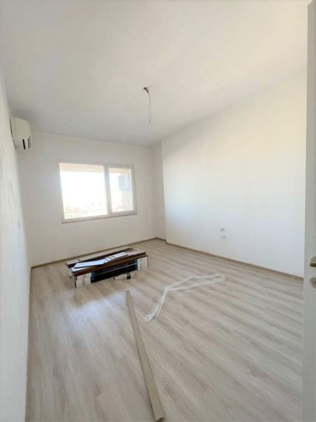 Tirane, shes apartament 1+1 68 m² 81.000 Euro (Te Shkolla e Bashkuar)