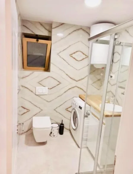 Tirane, shes apartament 1+1 110 m² 260.000 Euro (Komuna e Parisit, Qendra Kristal)