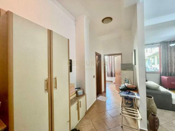 Tirane, shes apartament 2+1+BLK 90 m² 145.000 Euro (Komuna e Parisit)