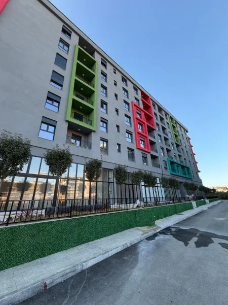 Tirane, shitet apartament 1+1 Kati 4, 66 m² 88.000 € (Paskuqan)