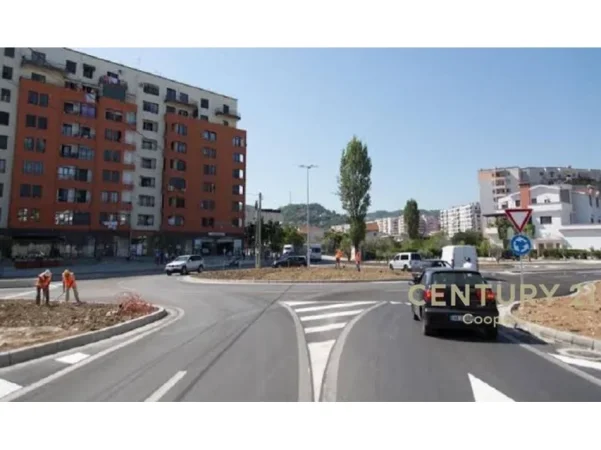 Tirane, shitet ambjent biznesi Kati 0, 51 m² 250.000 € (RRUGA 3 DESHMORET)