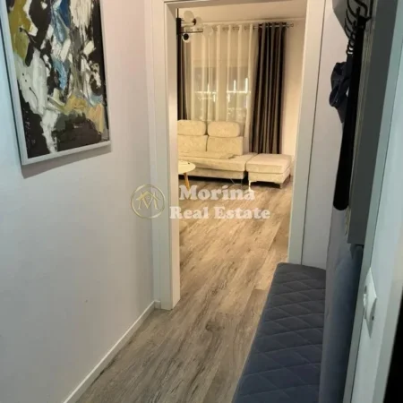 Tirane, jepet me qera apartament 2+1 Kati 2, 80 m² 700 € (Bulevardi i Ri)