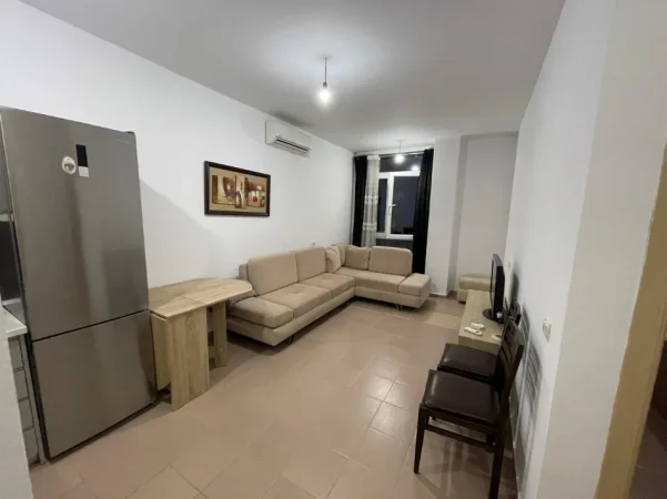 Shqiperi, jepet me qera apartament 1+1+Ballkon Kati 7, 65 m² 440 € (sokrat miho)