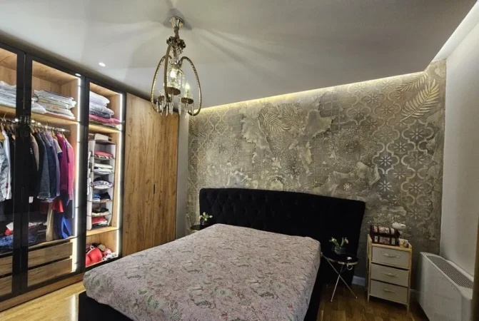 Tirane, shitet apartament 3+1 , 129 m² 390.000 € (Rruga e Elbasanit)