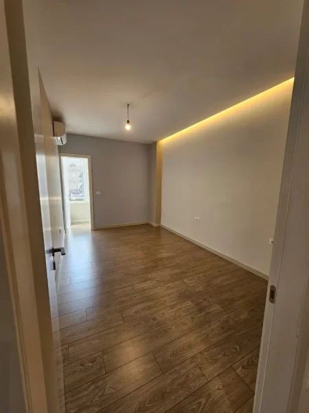 Shitet, Apartament 2+1+ Garsoniere , Zogu I Zi, Tiranë - 340,000€ | 130 m²