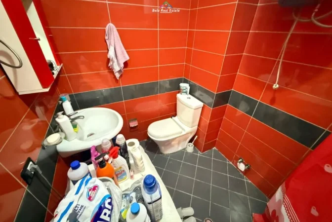 Tirane, jepet me qera apartament 1+1+Ballkon Kati 6, 62 m² 470 € (muhamed deliu)